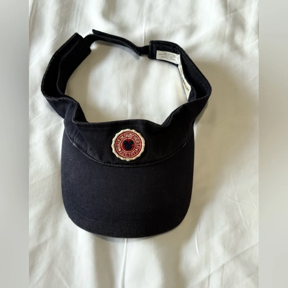 Disney - Black Cap with Patch - Vintage